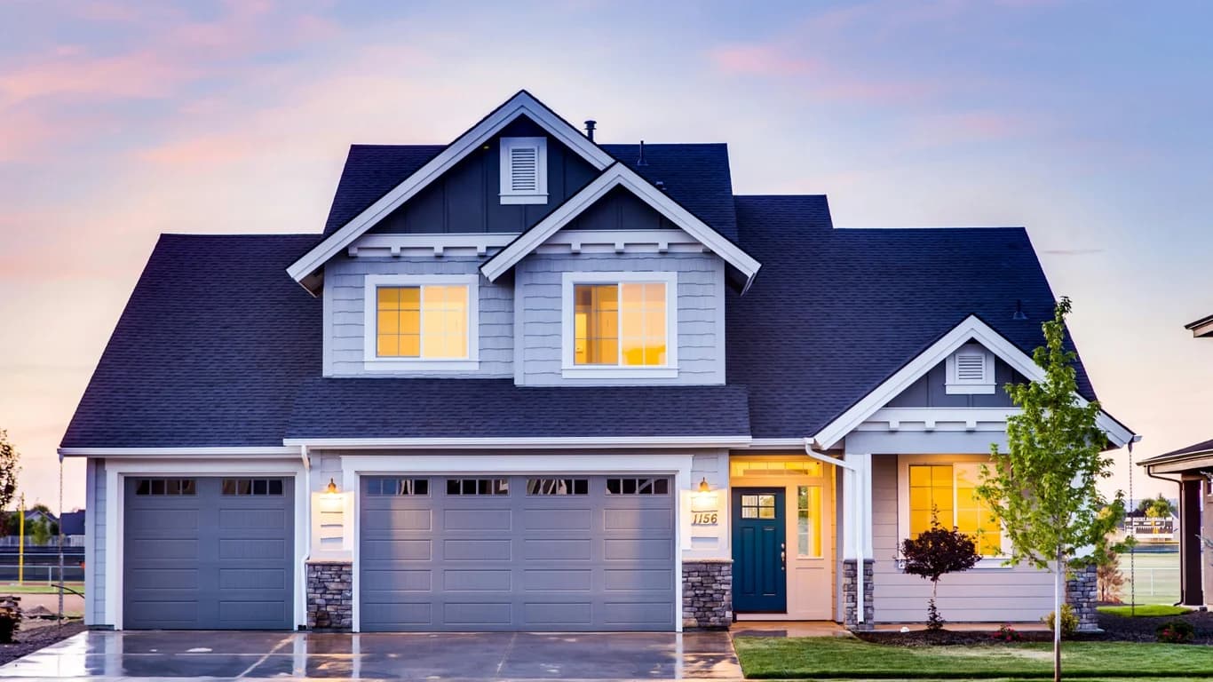 Fort Wayne home with newly installed energy-efficient replacement windows
