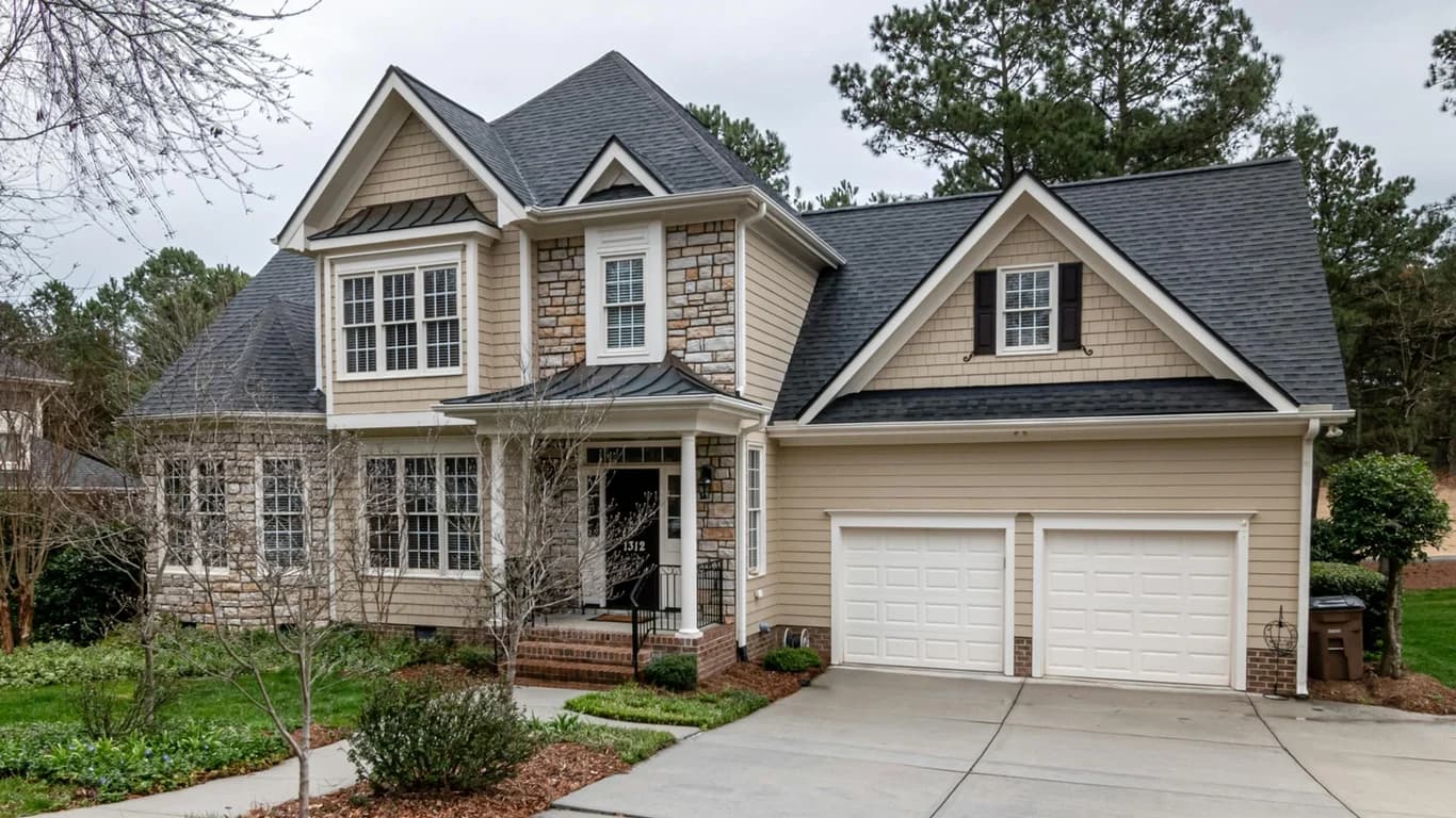 Professional siding installation on Fort Wayne home exterior